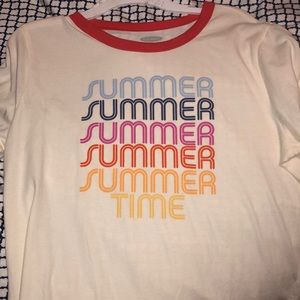 old navy t-shirt size M
